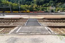 Bahnhof Franzensfeste: Mobile Einstiegshilfe - Zugang mit Bahnpersonal
